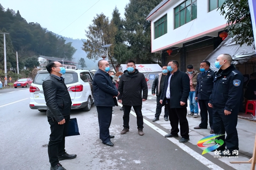 舒鴻到甘龍永安督導(dǎo)疫情防控和省“兩會(huì)”期間安保維穩(wěn)工作
