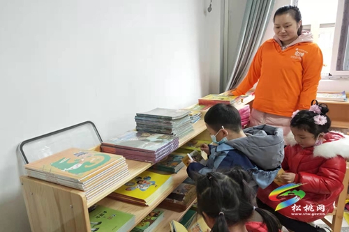 縣婦聯(lián)開展“小桔燈”親子閱讀推廣項目公益讀書暨寒假關愛活動
