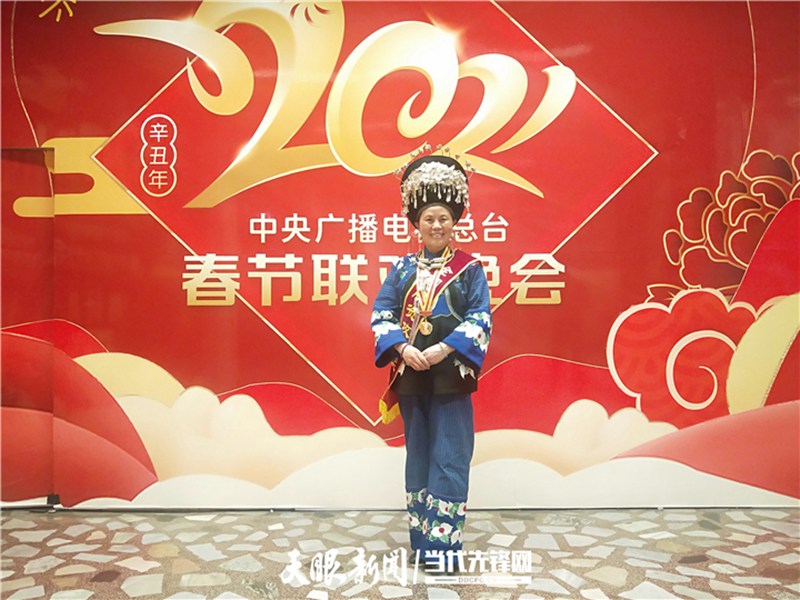 天眼新聞獨(dú)家專訪丨石麗平參加春晚歸來：“繡出鄉(xiāng)村振興美麗畫卷”！
