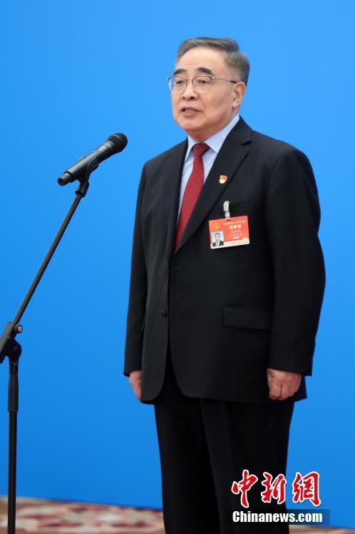 張伯禮“代表通道”講述抗疫感受 兩個小故事令人觸動