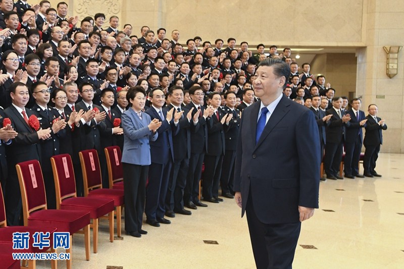 習(xí)近平會見全國掃黑除惡專項斗爭總結(jié)表彰大會代表 王滬寧趙樂際參加會見