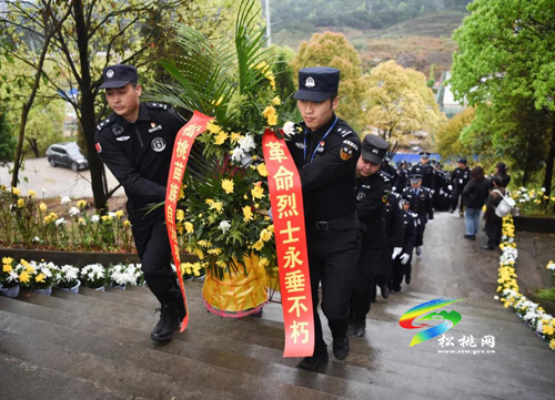 【網(wǎng)絡(luò)中國節(jié)·清明】松桃:緬懷革命先烈 弘揚(yáng)紅色精神