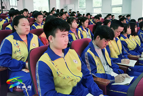 【奮斗百年路 啟航新征程】“五老”志愿者進(jìn)校園 助力“四史三情”宣講走深走實(shí)