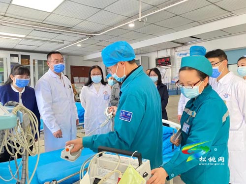 銅仁市人民醫(yī)院專家到松桃人民醫(yī)院指導(dǎo)工作