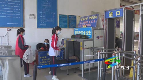 松桃：多措并舉保障群眾假期安全出行