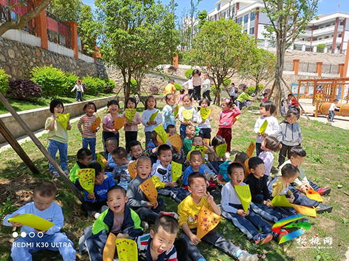 你陪我長大，我陪你變老——松桃第八幼兒園母親節(jié)活動