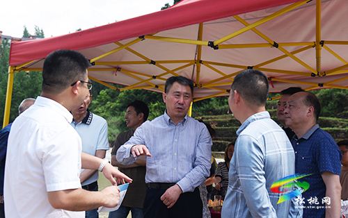 ​江蘇省工商聯(lián)副主席郭東升一行來(lái)松桃考察