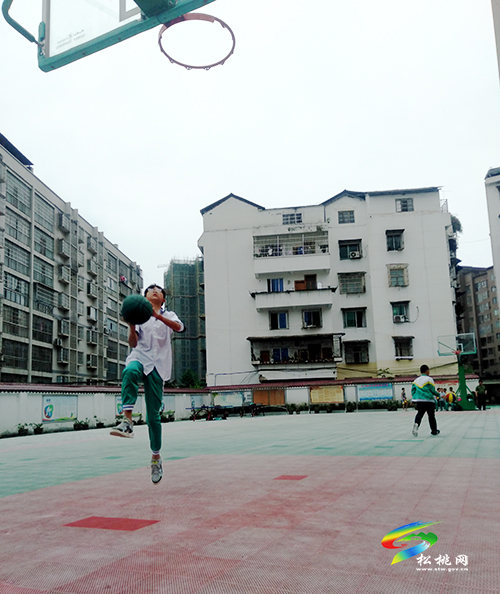 ​松桃第三完小運(yùn)動(dòng)健兒“備戰(zhàn)”忙