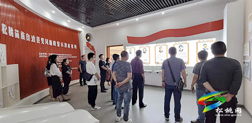 【奮斗百年路 啟航新征程】​松桃審計局開展黨史學(xué)習(xí)教育暨黨風(fēng)廉政警示教育活動
