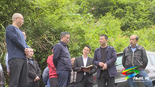 龍群躍深入鄉(xiāng)鎮(zhèn)督導(dǎo)汛期隱患防治及產(chǎn)業(yè)發(fā)展工作