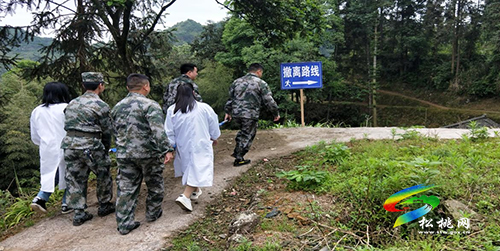 “我為群眾辦實事”黃板鎮(zhèn)開展演“真”練“實”山洪災害應急搶救演練