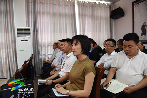 松桃“訪談式”教學(xué)為科干培訓(xùn)添新色
