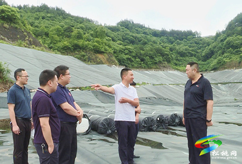 黃愛民到巴湯灣錳渣集中處理庫調(diào)研