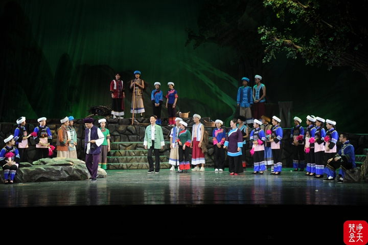 6月21日相聚萬山大劇院，一起看《這山就比那山高》精彩上演！