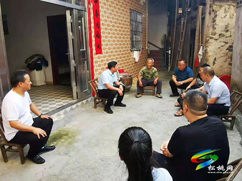 石敏開展“七一”走訪慰問活動