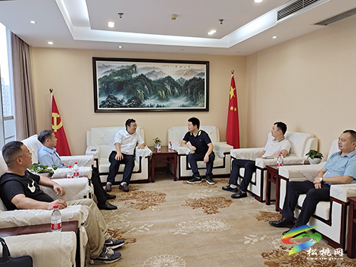吳廷友帶隊赴重慶招商