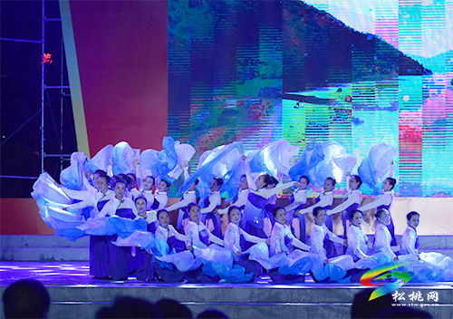 松桃舉行“慶祝中國共產黨成立100周年”大型文藝晚會