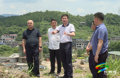 潘攀來松調(diào)研落實(shí)鞏固拓展脫貧攻堅(jiān)成果同鄉(xiāng)村振興有效銜接工作
