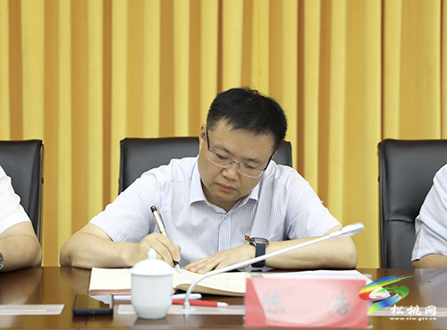 縣委理論學習中心組學習貫徹習近平總書記“七一”重要講話精神專題學習研討會召開