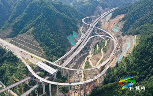 松桃：重點(diǎn)工程建設(shè)忙，防疫工期兩不誤