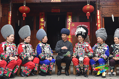 松桃：“苗漢雙語(yǔ)”宣講讓文明實(shí)踐活動(dòng)豐富多彩
