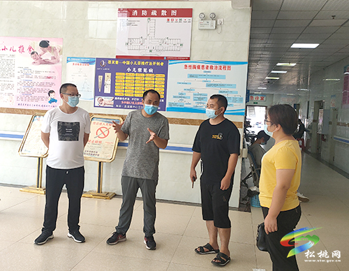 松桃苗族自治縣醫(yī)療保障局扎實開展“醫(yī)保電子憑證推廣應(yīng)用攻堅月”活動