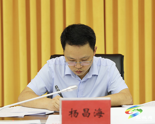 松桃苗族自治縣第十一屆村（社區(qū)）“兩委”換屆工作專(zhuān)題調(diào)度會(huì)召開(kāi)
