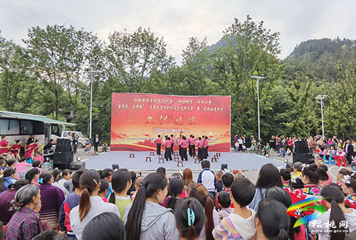 松桃:堅持以人民為中心積極發(fā)展文化文藝事業(yè)