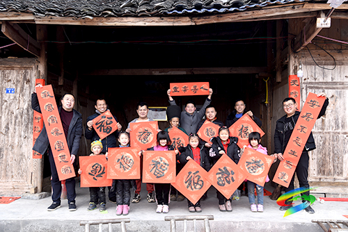 松桃:堅持以人民為中心積極發(fā)展文化文藝事業(yè)