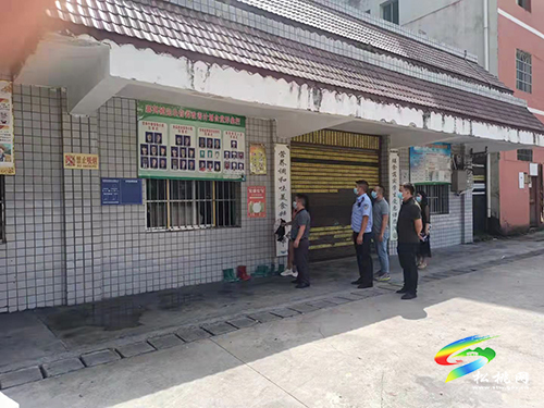 寨英鎮(zhèn)開展校園及周邊環(huán)境綜合治理專項行動