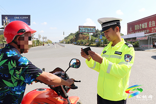 松桃交警大隊開展摩托車、電動摩托車違法專項整治行動