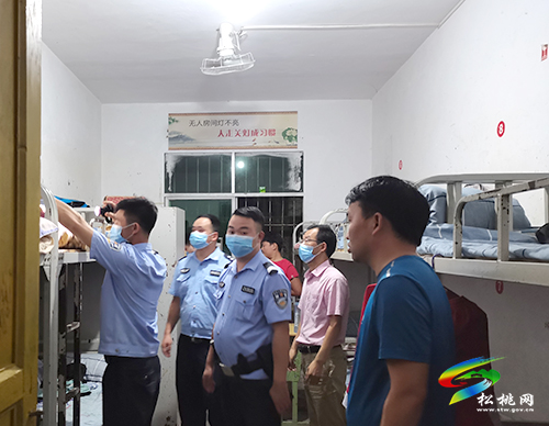 寨英鎮(zhèn)開展校園管制刀具排查整治行動(dòng)