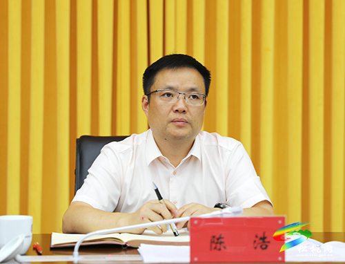 中共松桃苗族自治縣委全面深化改革委員會(huì)第八次會(huì)議召開