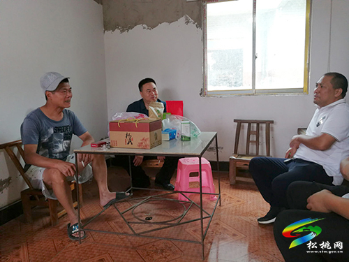 ​中秋慰問暖人心凝聚臺心促和諧
