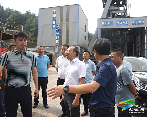 李榮來松桃督導(dǎo)檢查中秋國慶假期安全防范工作