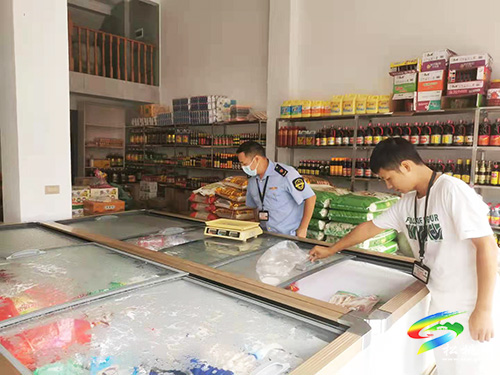 ​松桃市場監(jiān)督管理局開展中秋節(jié)前食品安全專項(xiàng)檢查