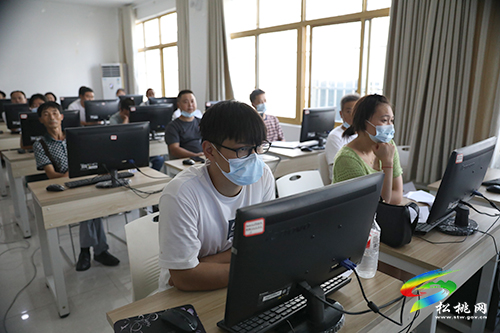 松桃供銷聯(lián)社開(kāi)展農(nóng)產(chǎn)品統(tǒng)籌銷售工作人員第四期培訓(xùn)