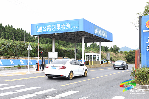 松桃：國(guó)慶將至，高速保暢“不打烊”