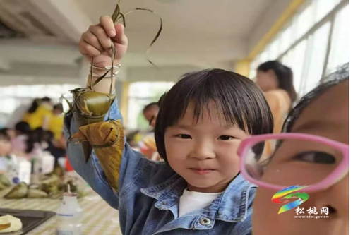 松桃第二幼兒園開展“濃情端午 粽葉飄香”活動