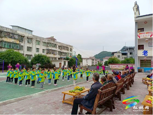 【網(wǎng)絡(luò)中國節(jié)·重陽】九九重陽節(jié)，濃濃敬老情”——孟溪幼兒園開展重陽節(jié)活動