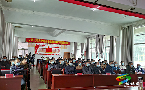 寨英鎮(zhèn)召開(kāi)教育系統(tǒng)黨風(fēng)廉政警示教育大會(huì)