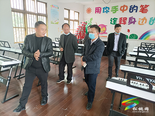 市委宣傳部到松桃檢查驗收鄉(xiāng)村學校少年宮建設運行管理工作