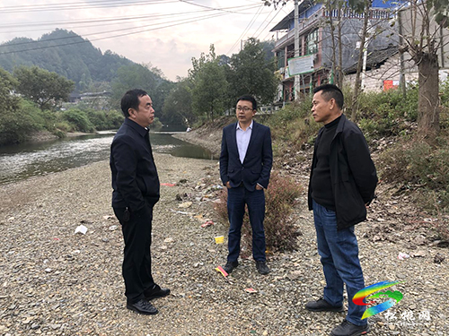 松桃民政局開展巡河活動