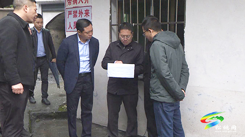 鐘汰甬來松桃調(diào)研安全生產(chǎn)和錳污染治理工作