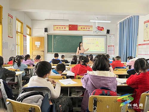 妙隘鄉(xiāng)完小開展消防安全應急疏散演練
