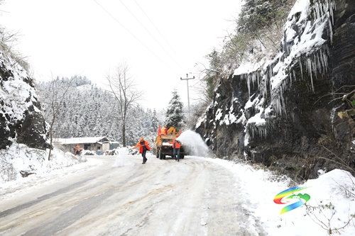 松桃公路管理段:構(gòu)筑公路安全的生命線