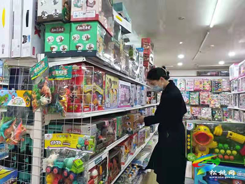 松桃開展出版物市場暗訪檢查工作