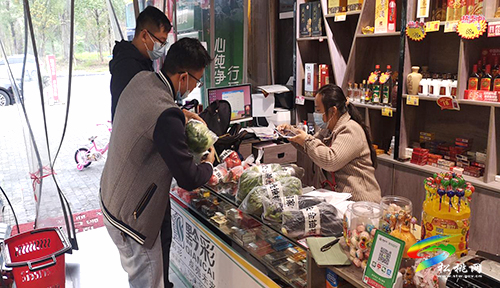 松桃市場監(jiān)管局有序開展食品安全監(jiān)督抽檢工作