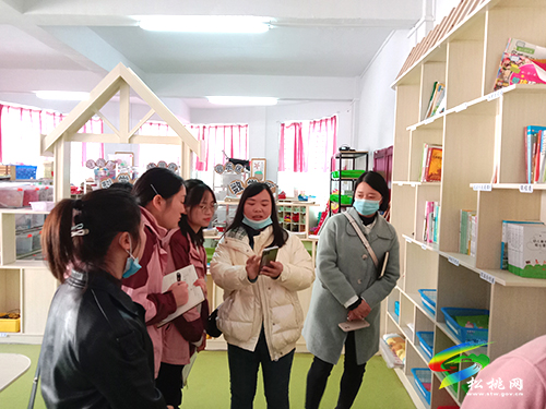 沙壩河幼兒園接受松桃教育局對(duì)幼兒園提質(zhì)升級(jí)評(píng)估驗(yàn)收