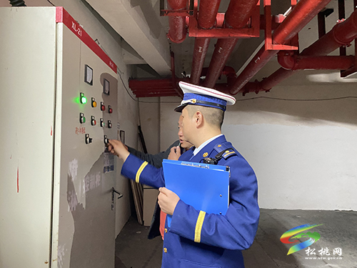 松桃消防持續(xù)開展“風暴一號”高層民用建筑消防安全專項行動